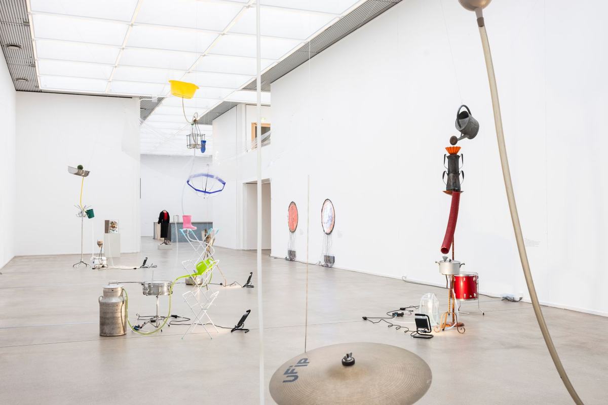 Ausstellungsansicht Yuko Mohri & Ei Arakawa-Nash — How we meet, Kunstmuseum Bochum © Heinrich Holtgreve